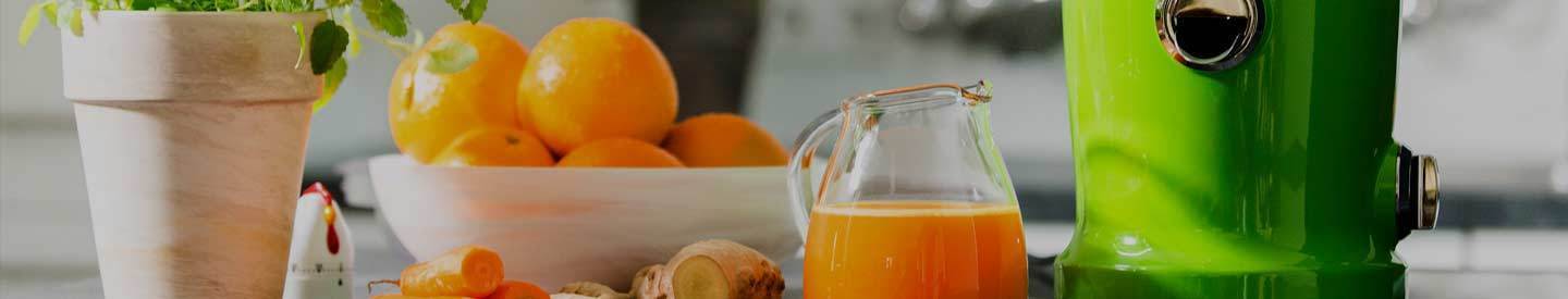 Fresh Squeezed Orange Juice with Novis Vita Juicer