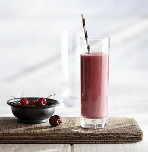 How to Make A Red Cherry Smoothie