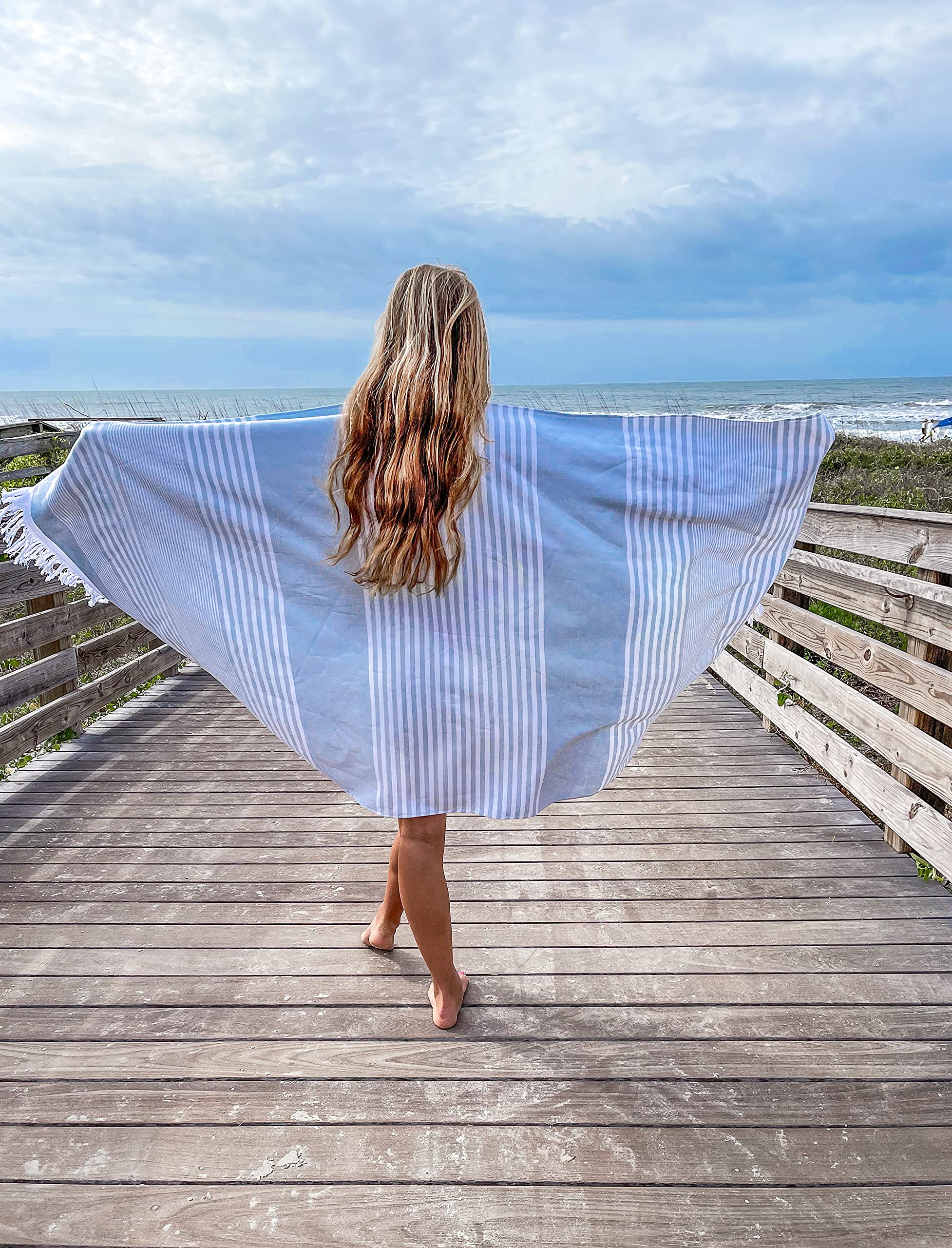 Delilah Home Sustainable Living 100% Organic Cotton Beach Towel 36-Inch by 70-Inch