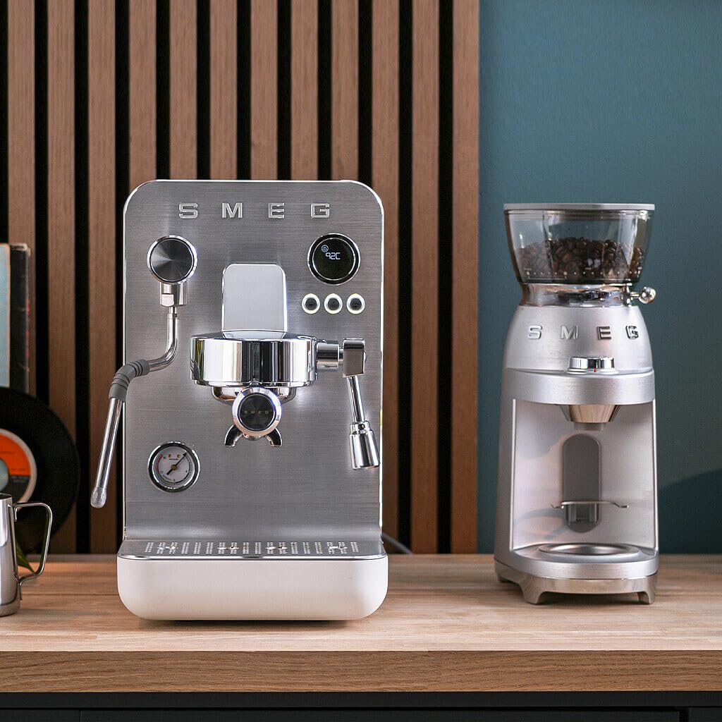 SMEG 50&#39;s Retro Line Espresso Machine