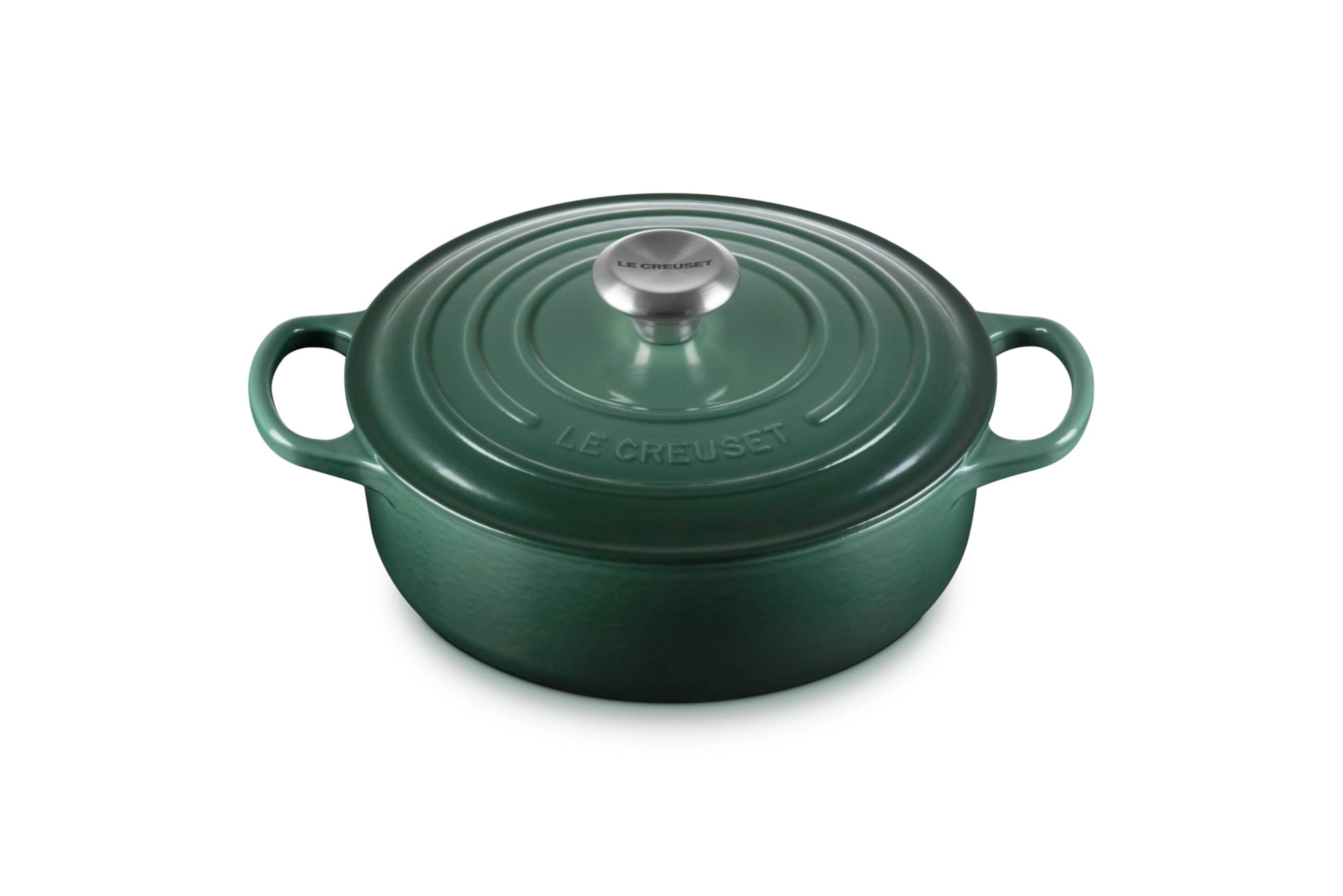 3.5 qt artichaut Le Creuset Signature Round Wide Dutch Oven with a lid displayed on a white background