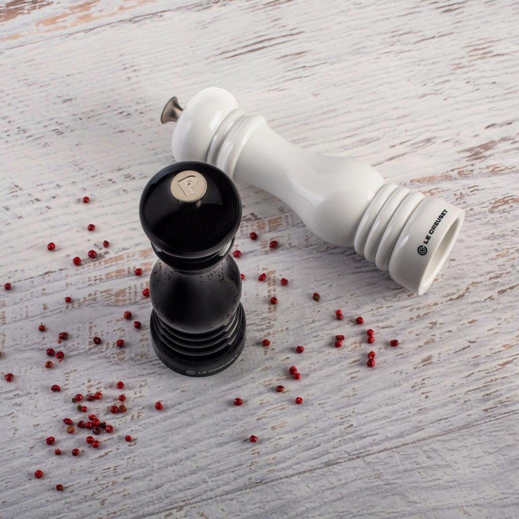 Le Creuset Salt & Pepper Mill Set - Thumbnail 5