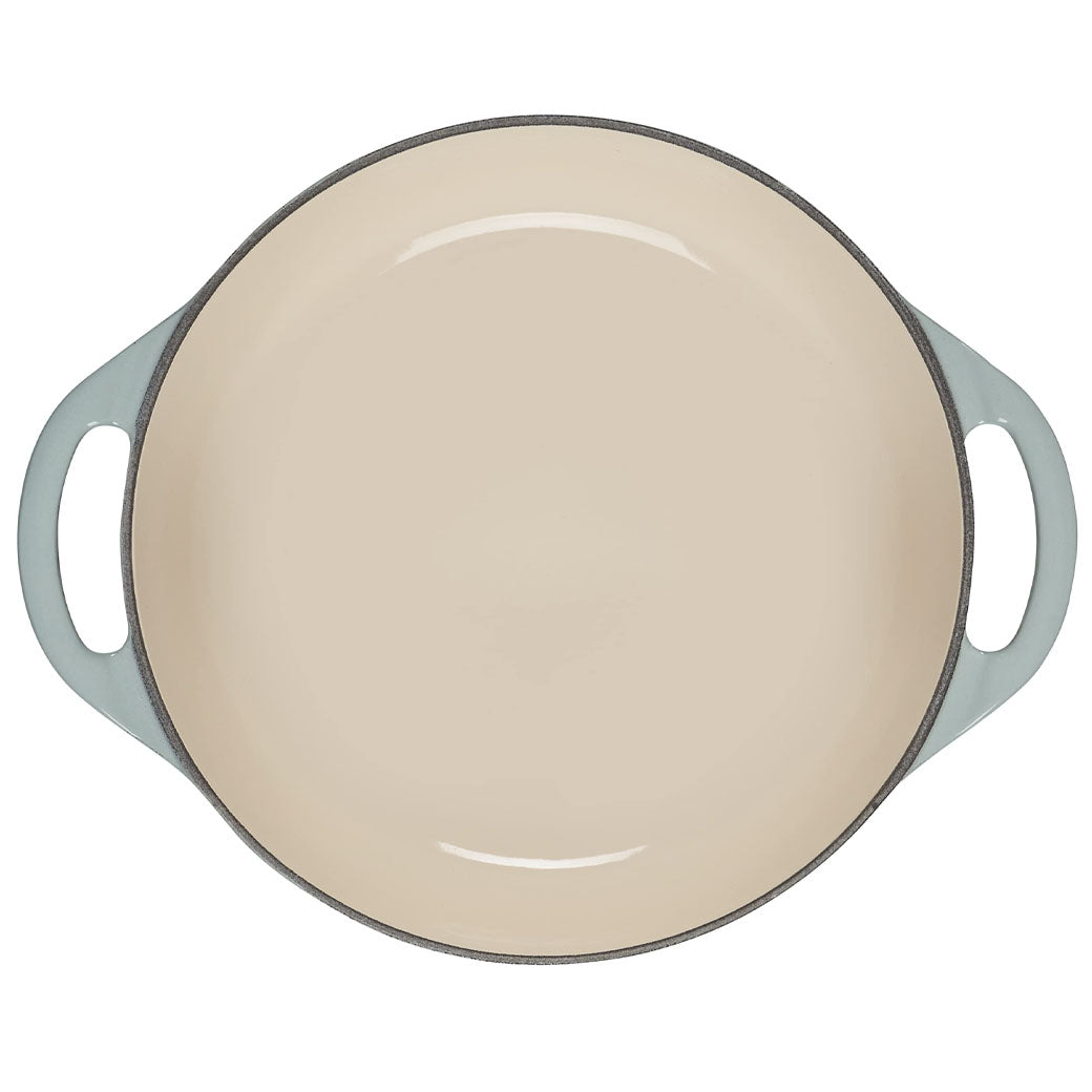 Le Creuset 2.75 Qt. Shallow Round Dutch Oven - Thumbnail 4