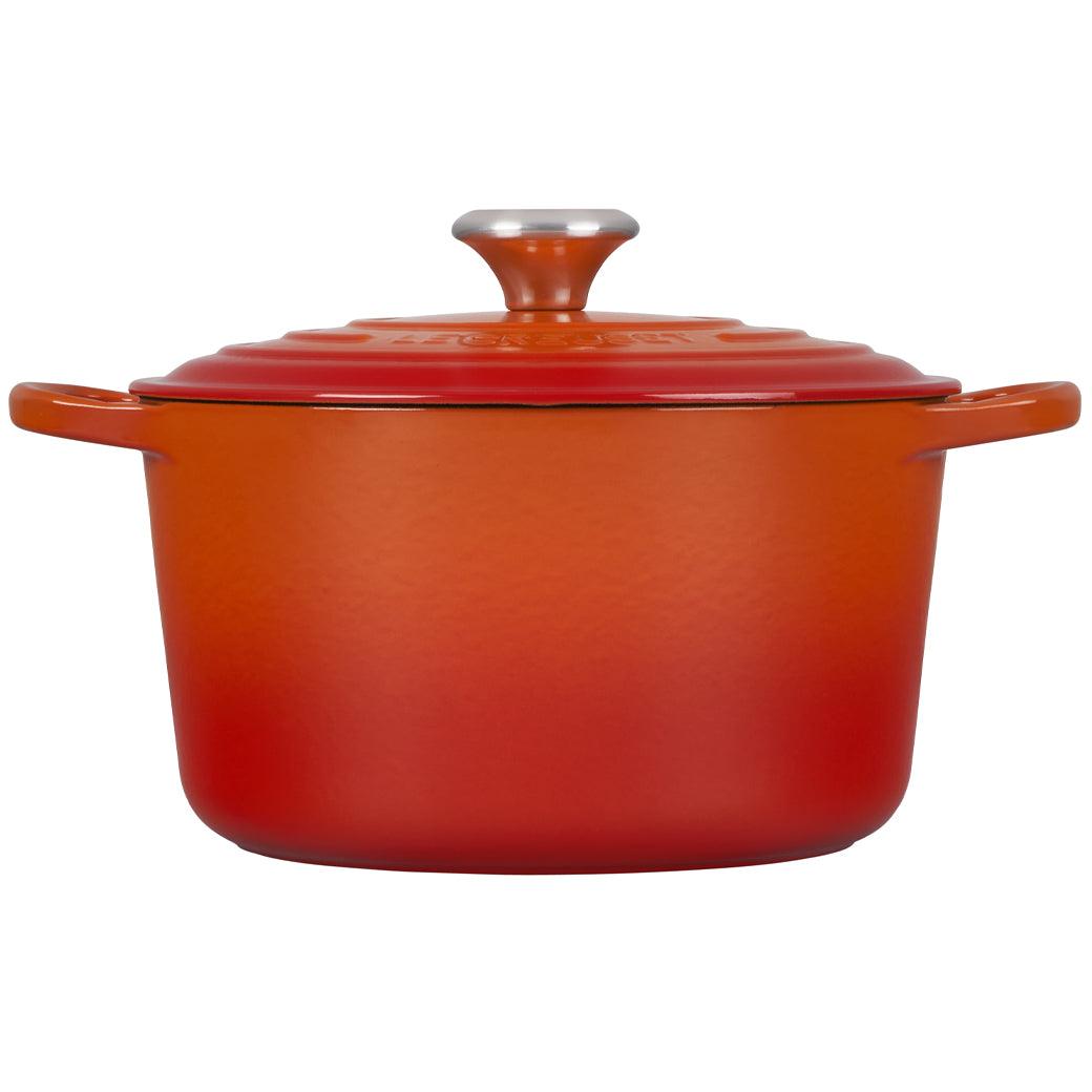 Le Creuset’s Signature Dutch Oven - Thumbnail 2