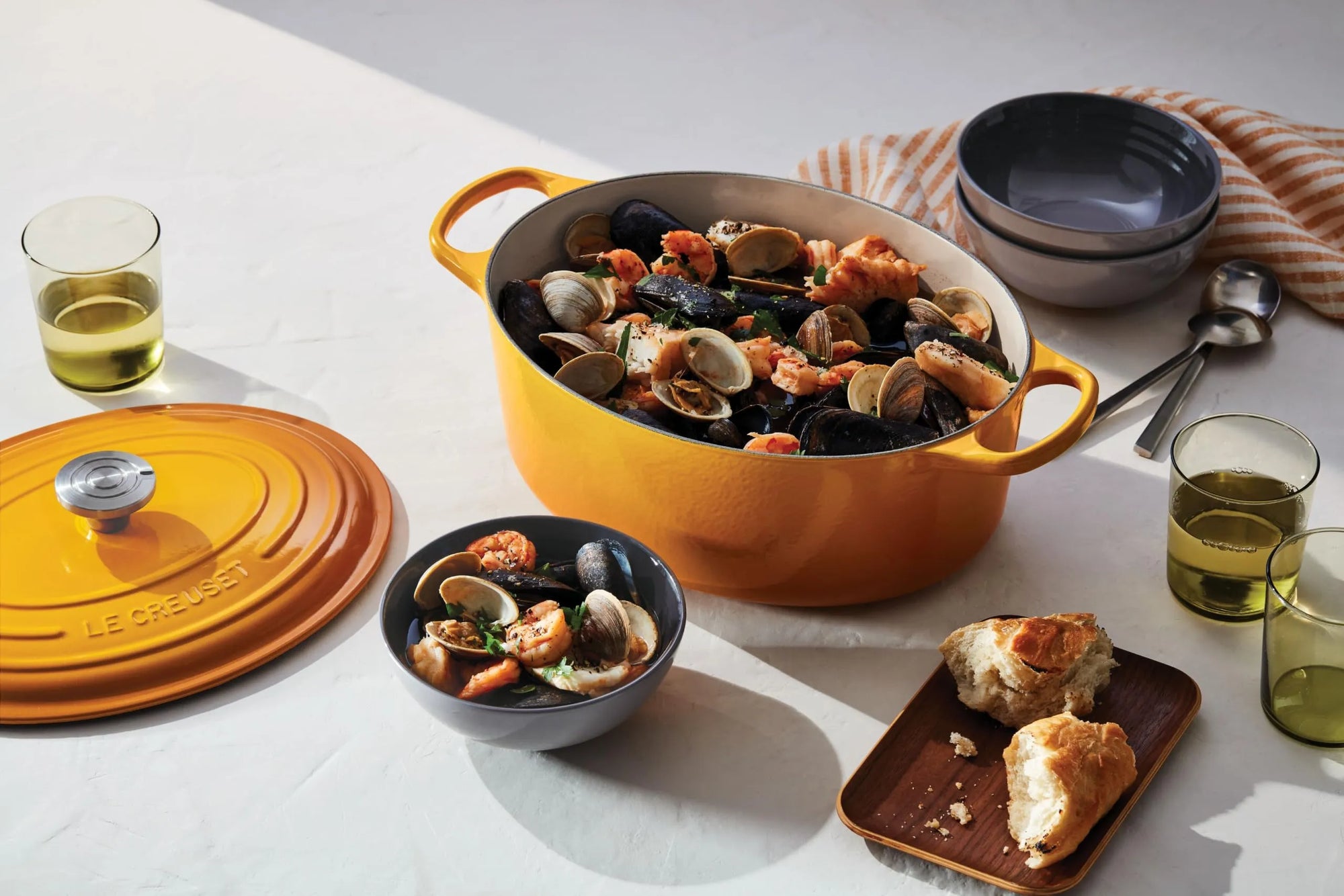 Le Creuset 6.75 Qt. Enameled Cast Iron Signature Oval Dutch Oven