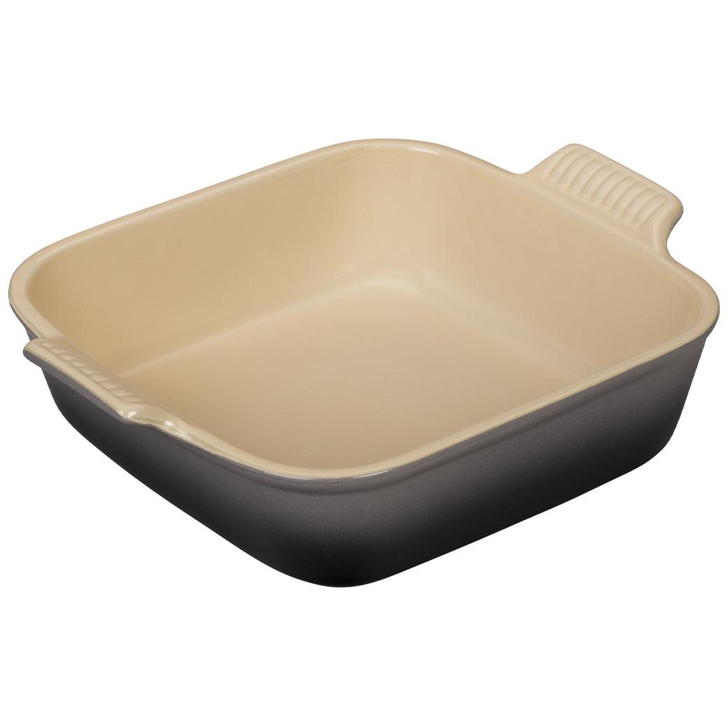 Le Creuset 3 qt Heritage Square Dish - Thumbnail 4