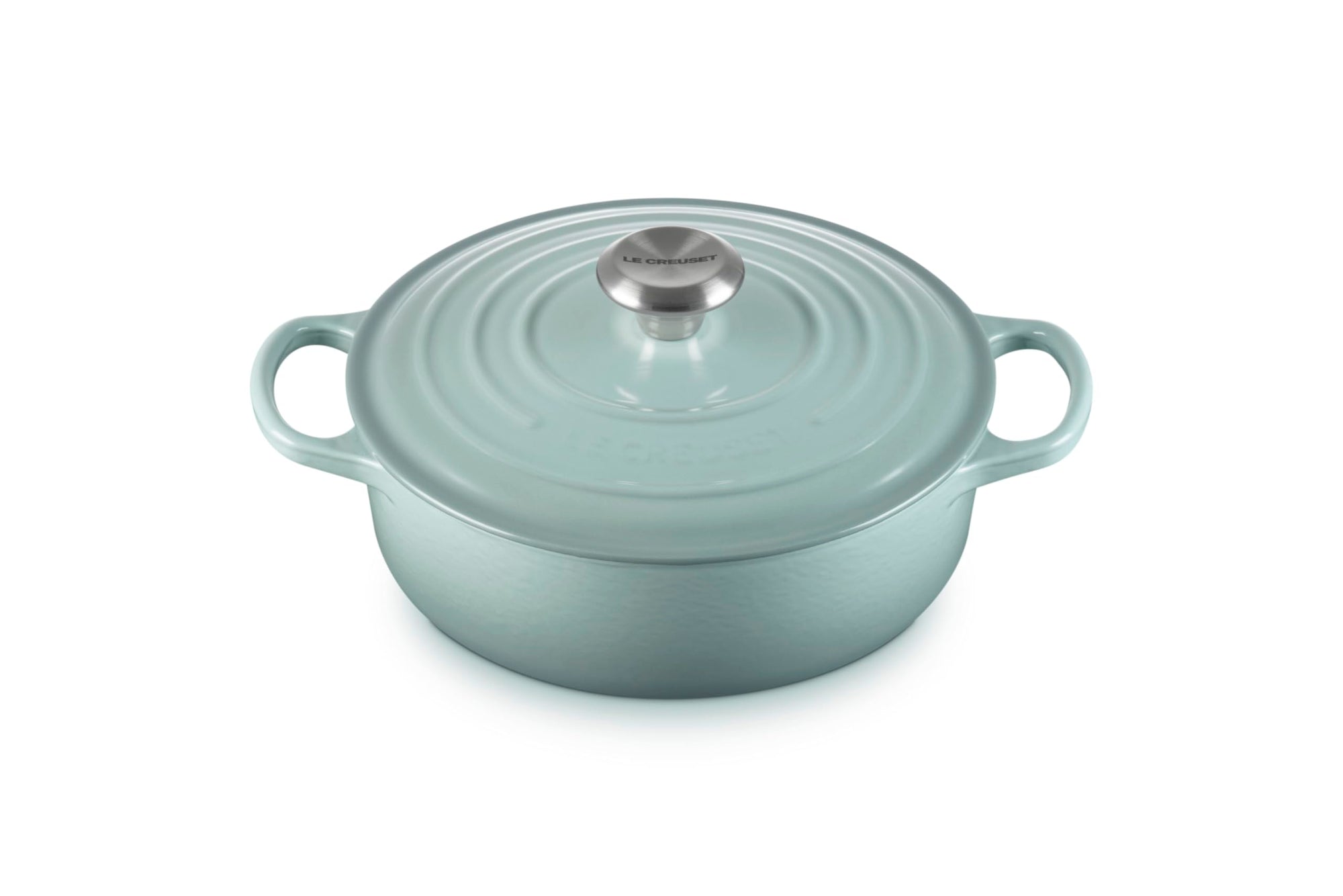 3.5 qt Sea salt Le Creuset Signature Round Wide Dutch Oven with a lid displayed on a white background