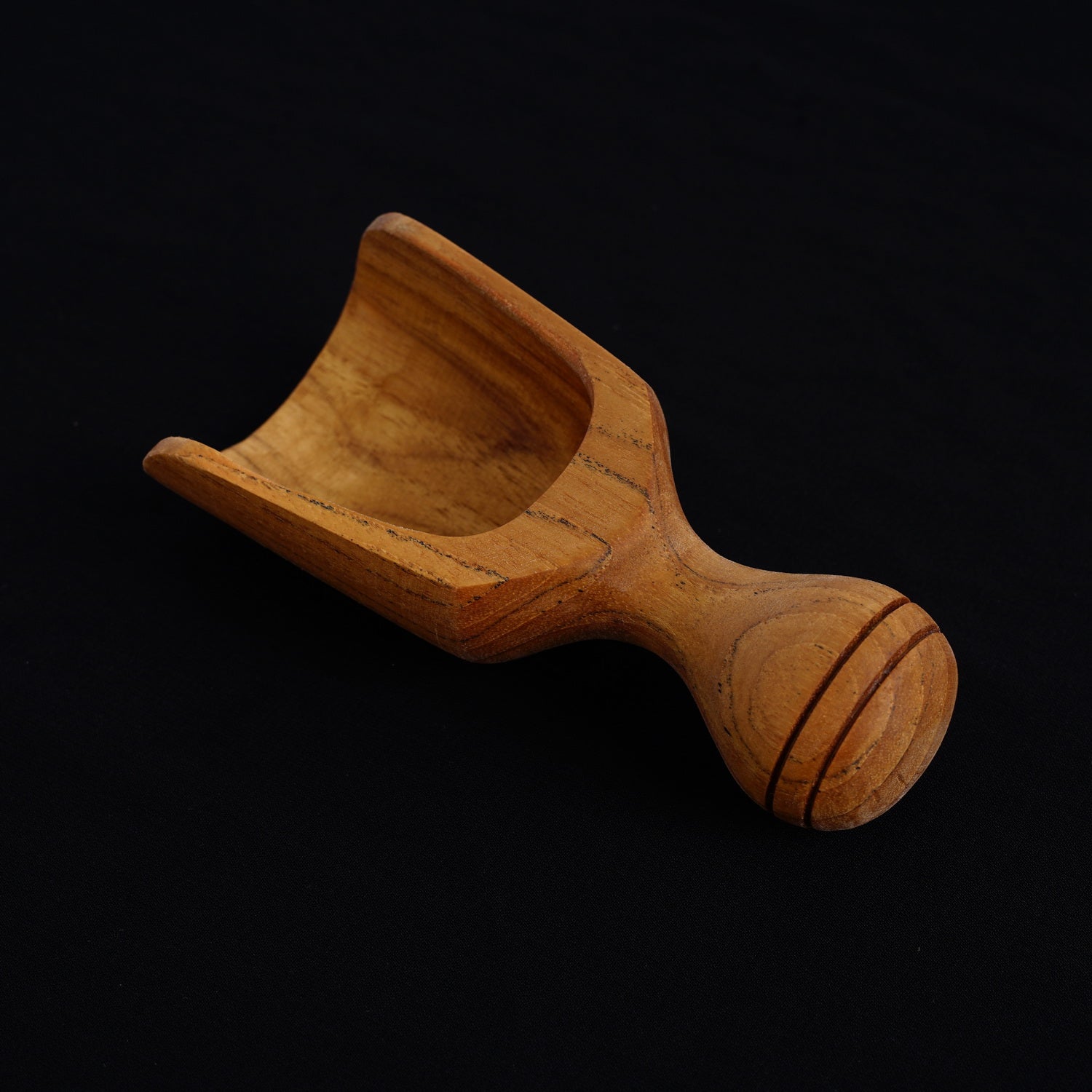 Rico & Plato Medium Teak Lentil Scoop - Thumbnail 2