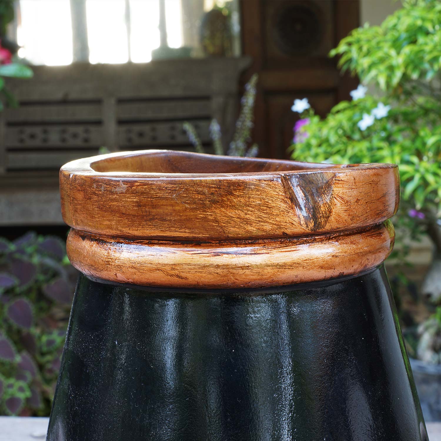 Rico & Plato Sam Black Teak Vase with Copper Leaf Accent - Thumbnail 5