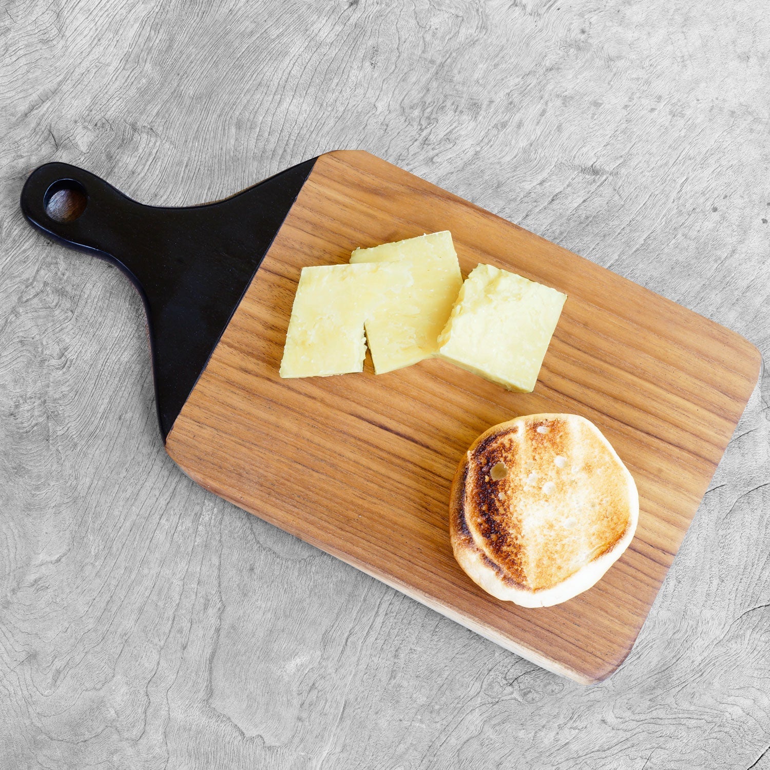 Rico & Plato Pepper Teak Cutting Board/Serving Pepper with Black Handle - Thumbnail 5