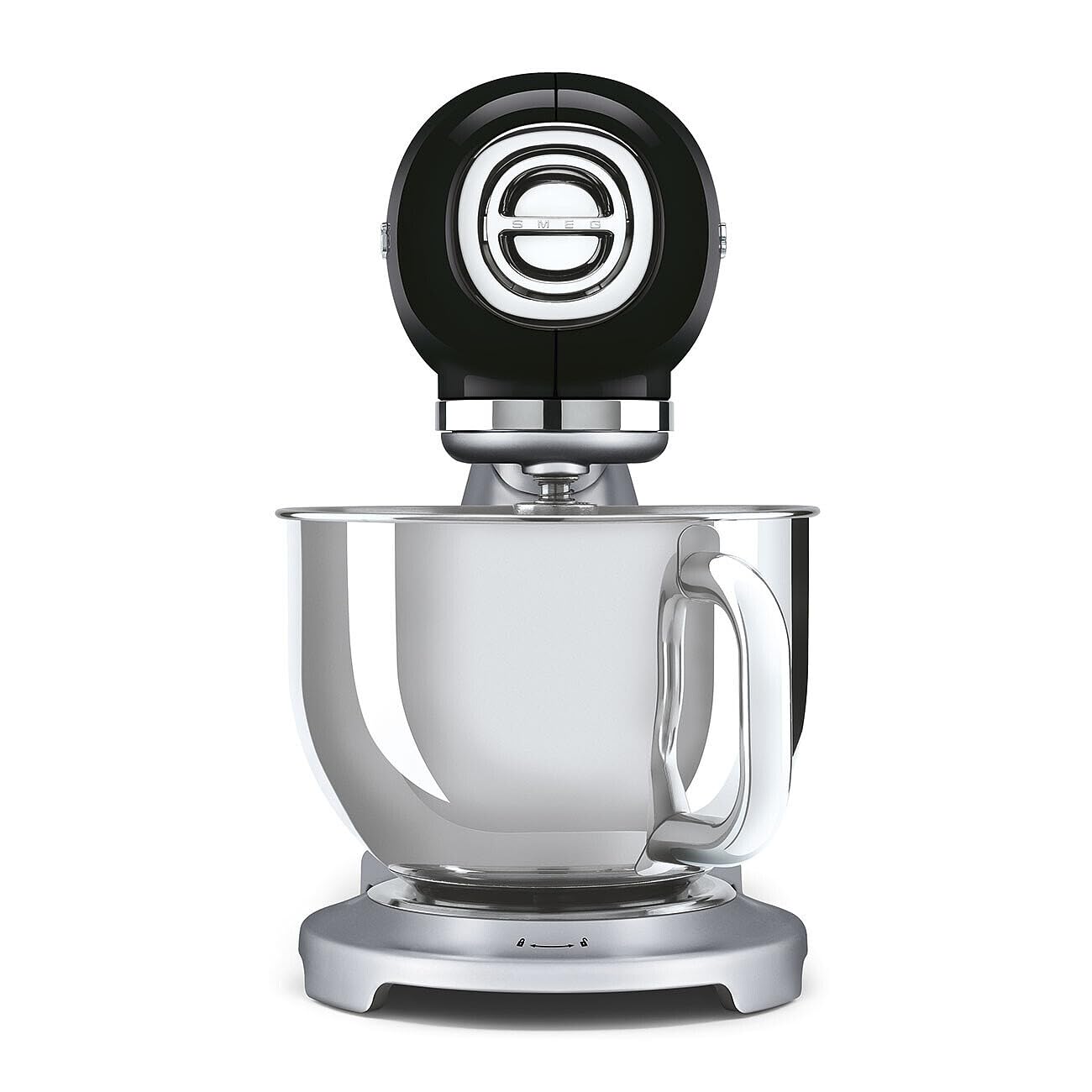 Front view of Stand mixer with clear mixing bowl on a white background
