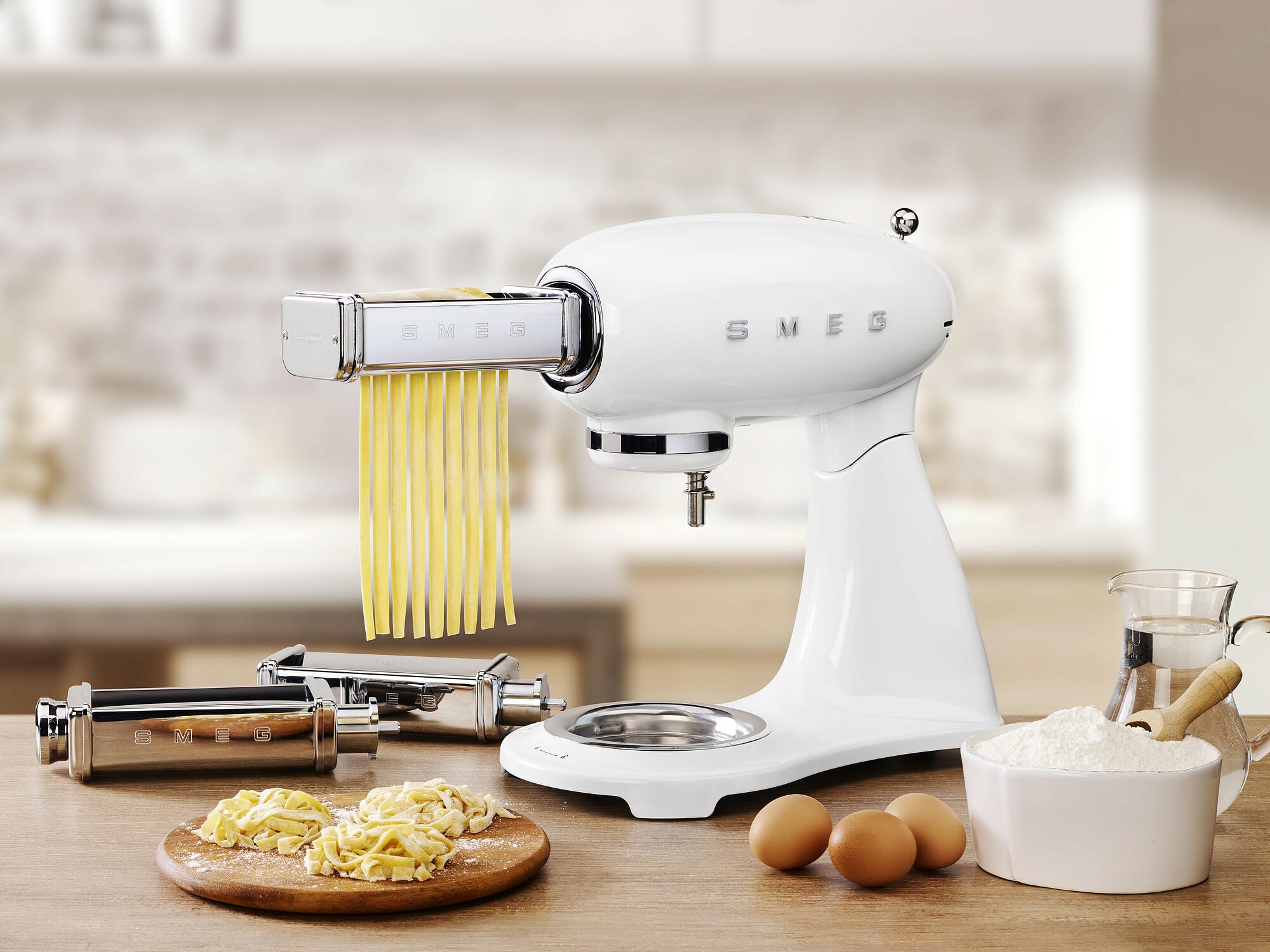 SMEG 50s Retro Line Full Color Stand Mixer 5 qt (White) - Open Box